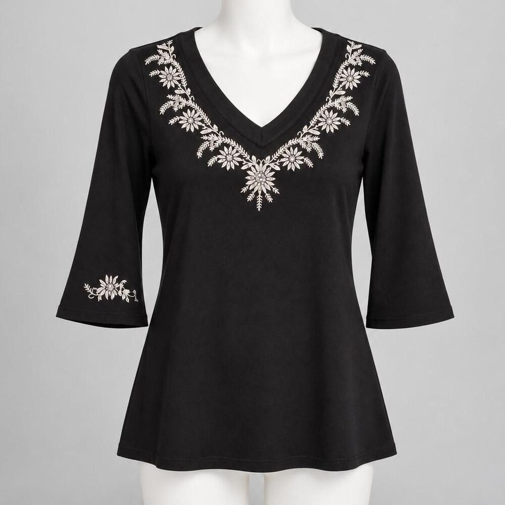 Belle by Kim Gravel black top